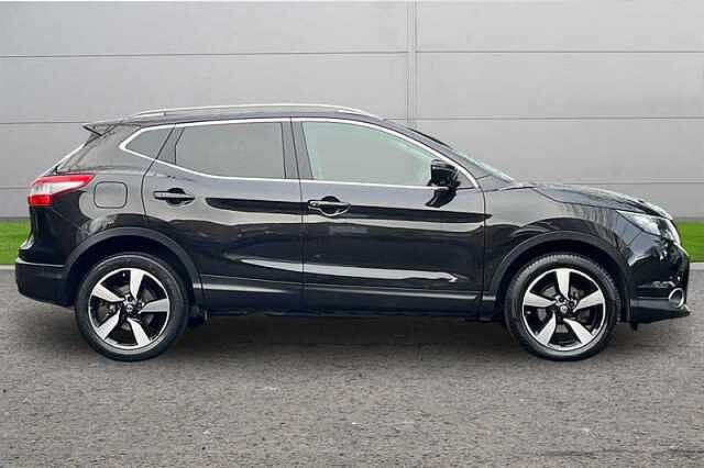 Nissan Qashqai 1.2 DIG-T N-CONNECTA 5DR