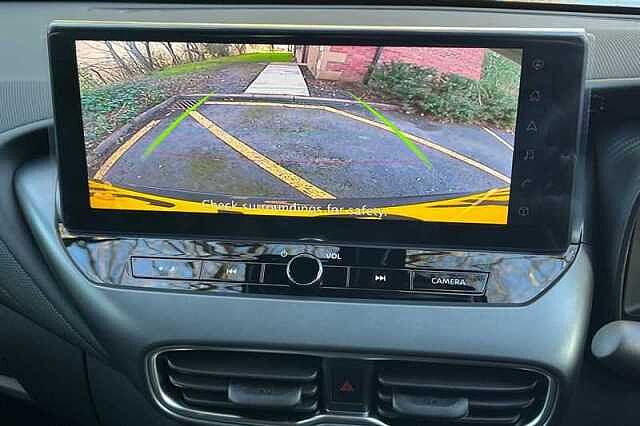 Nissan Juke 1.0 DIG-T N-CONNECTA 5DR