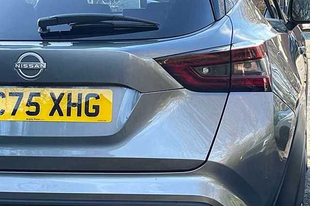 Nissan Juke 1.0 DIG-T N-CONNECTA 5DR