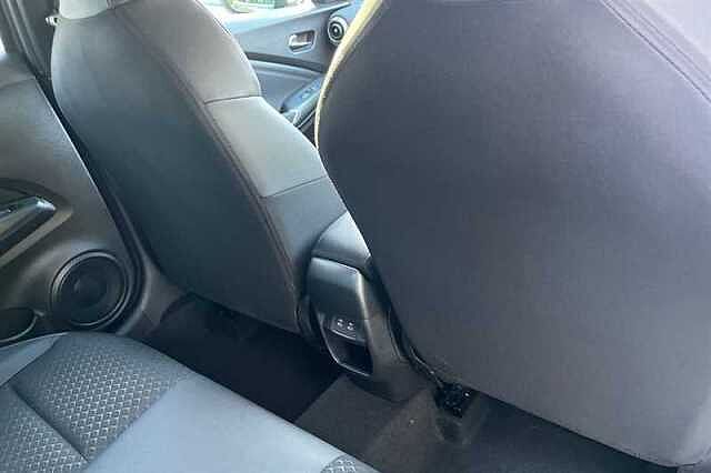 Nissan Juke 1.0 DIG-T N-CONNECTA 5DR