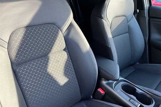 Nissan Juke 1.0 DIG-T N-CONNECTA 5DR