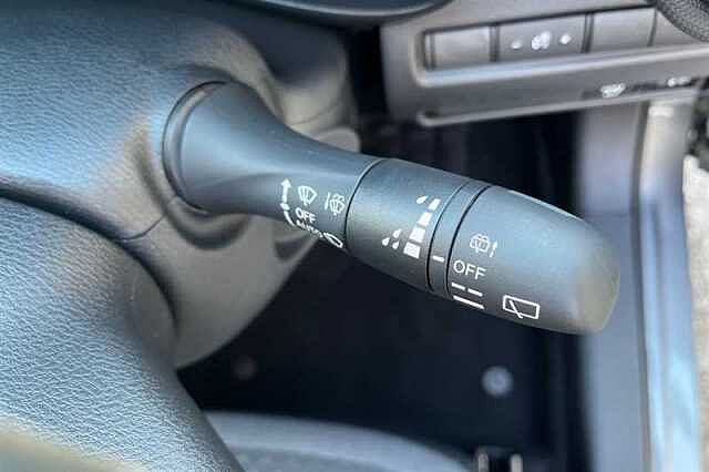 Nissan Juke 1.0 DIG-T N-CONNECTA 5DR