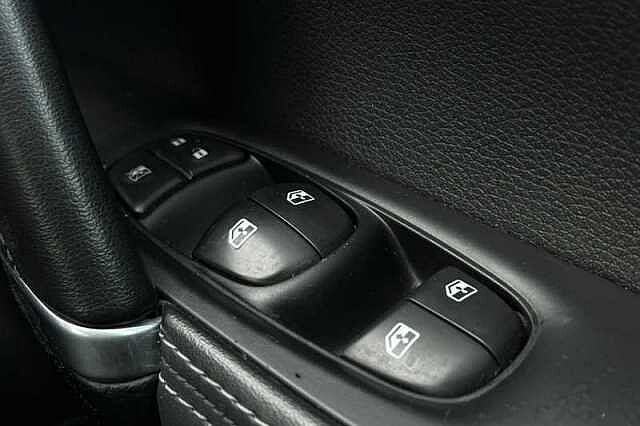 Nissan Qashqai 1.2 DIG-T TEKNA+ 5DR