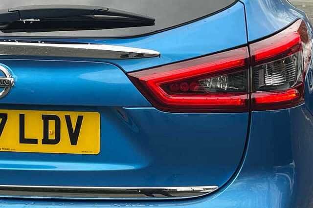 Nissan Qashqai 1.2 DIG-T TEKNA+ 5DR