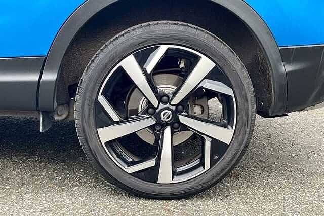 Nissan Qashqai 1.2 DIG-T TEKNA+ 5DR