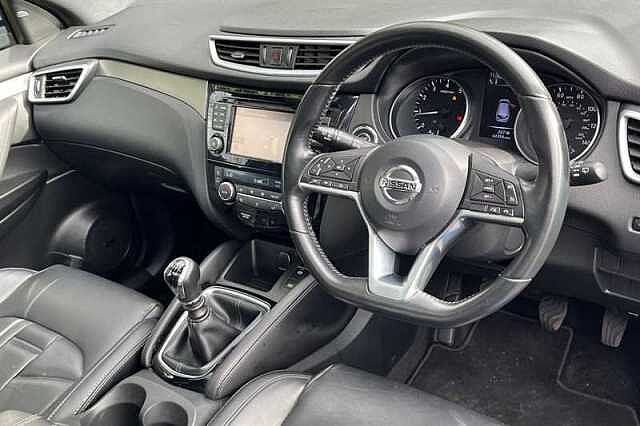 Nissan Qashqai 1.2 DIG-T TEKNA+ 5DR