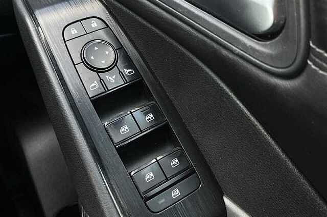 Nissan Qashqai 1.3 DIG-T MH ACENTA PREMIUM 5DR