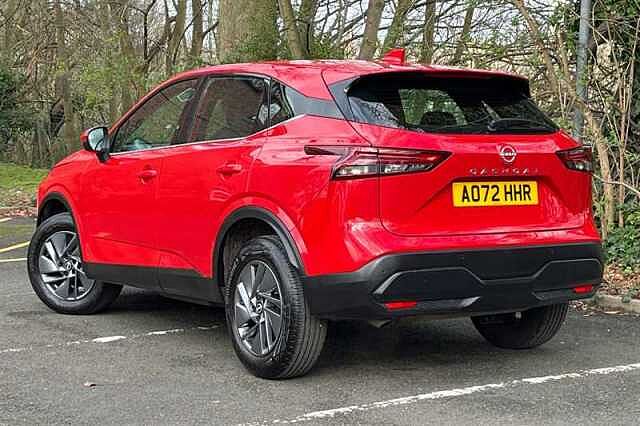 Nissan Qashqai 1.3 DIG-T MH ACENTA PREMIUM 5DR