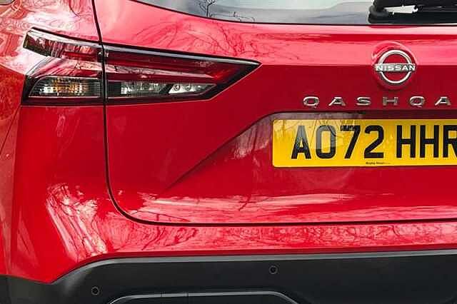 Nissan Qashqai 1.3 DIG-T MH ACENTA PREMIUM 5DR