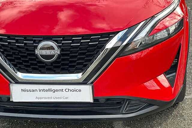 Nissan Qashqai 1.3 DIG-T MH ACENTA PREMIUM 5DR