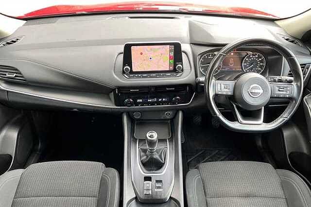 Nissan Qashqai 1.3 DIG-T MH ACENTA PREMIUM 5DR