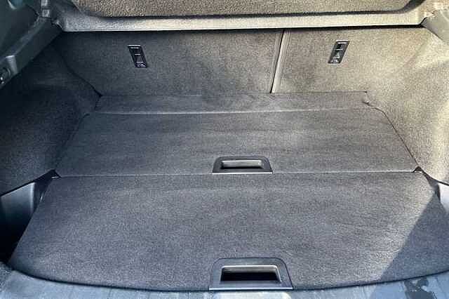 Nissan Qashqai 1.2 DIG-T N-CONNECTA 5DR