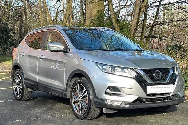 Nissan Qashqai 1.2 DIG-T N-CONNECTA 5DR