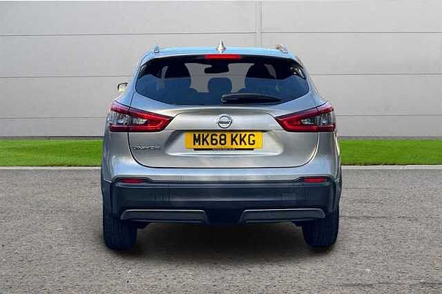 Nissan Qashqai 1.2 DIG-T N-CONNECTA 5DR