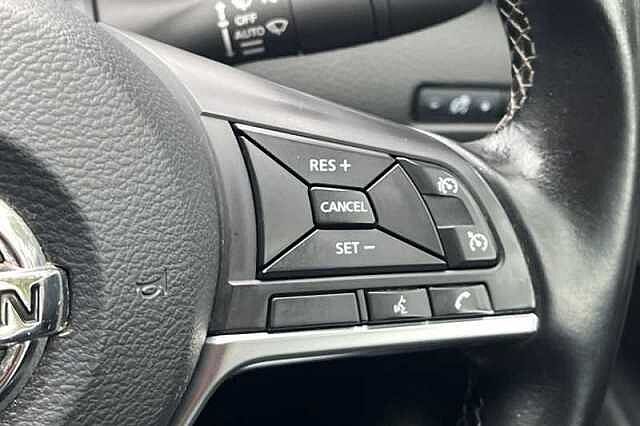 Nissan Qashqai 1.3 DIG-T 160 [157] N-CONNECTA 5DR DCT GLASS ROOF