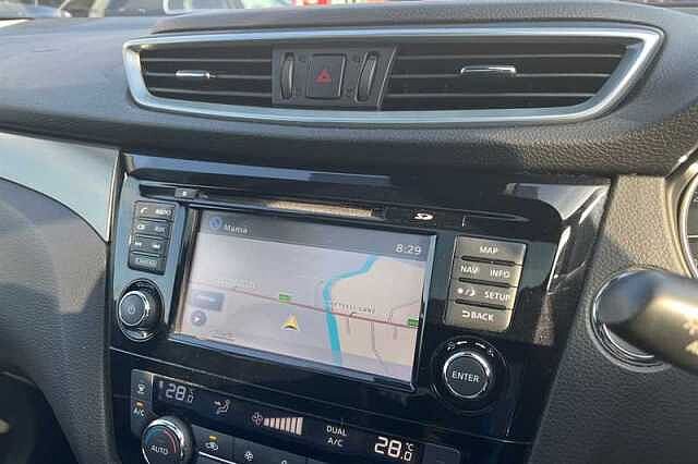 Nissan Qashqai 1.2 DIG-T N-CONNECTA 5DR