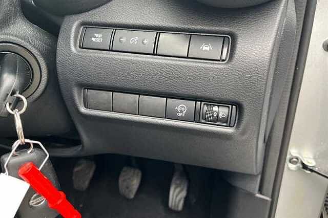 Nissan Juke 1.0 DIG-T 114 ACENTA 5DR