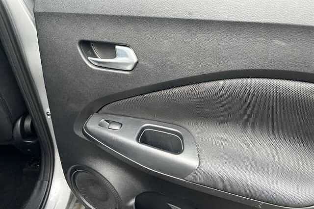 Nissan Juke 1.0 DIG-T 114 ACENTA 5DR