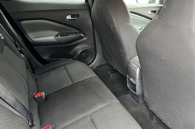 Nissan Juke 1.0 DIG-T 114 N-CONNECTA 5DR