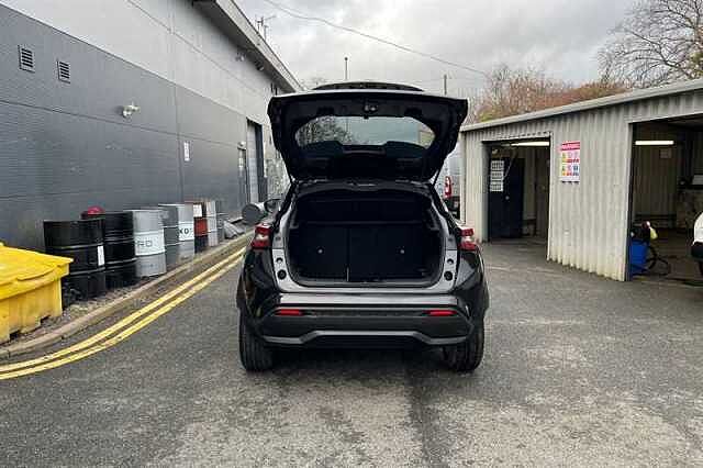 Nissan Juke 1.0 DIG-T 114 N-CONNECTA 5DR