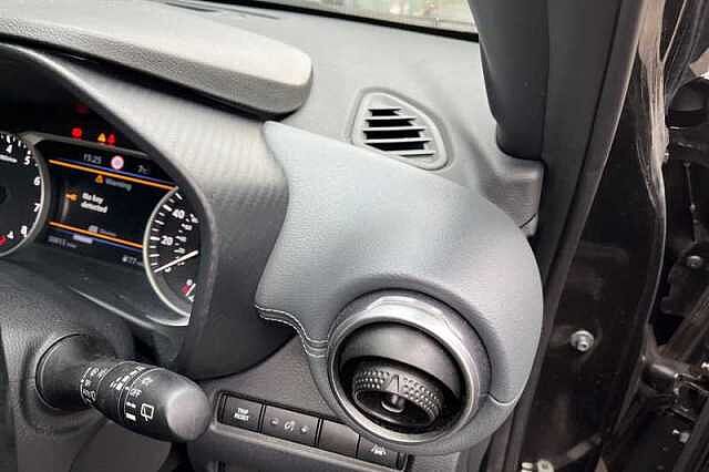 Nissan Juke 1.0 DIG-T 114 N-CONNECTA 5DR