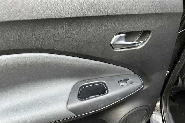 Nissan Juke 1.0 DIG-T 114 N-CONNECTA 5DR