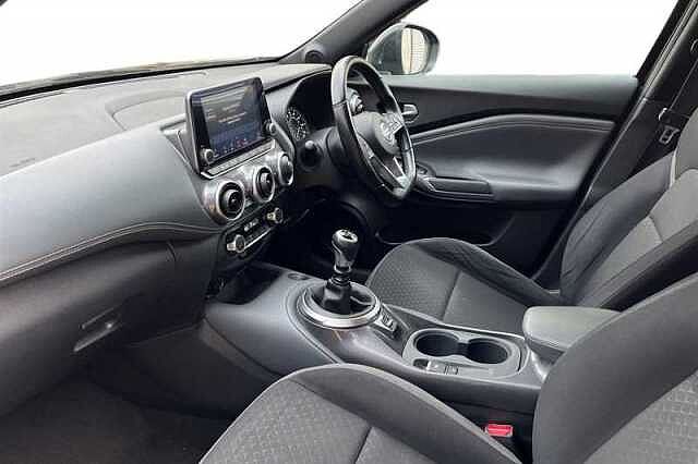 Nissan Juke 1.0 DIG-T 114 N-CONNECTA 5DR