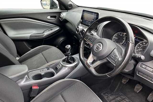 Nissan Juke 1.0 DIG-T 114 N-CONNECTA 5DR
