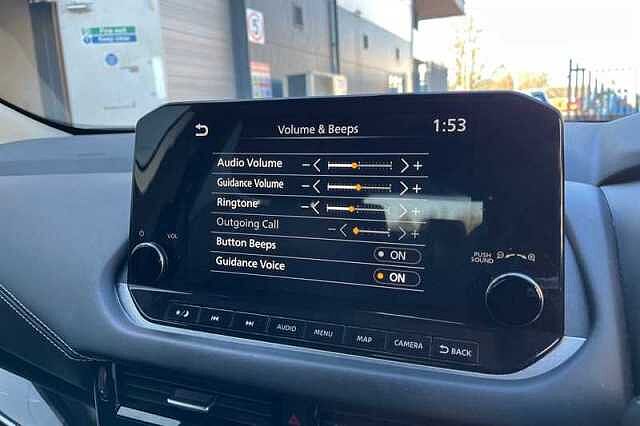 Nissan Qashqai 1.3 DIG-T MH N-CONNECTA 5DR