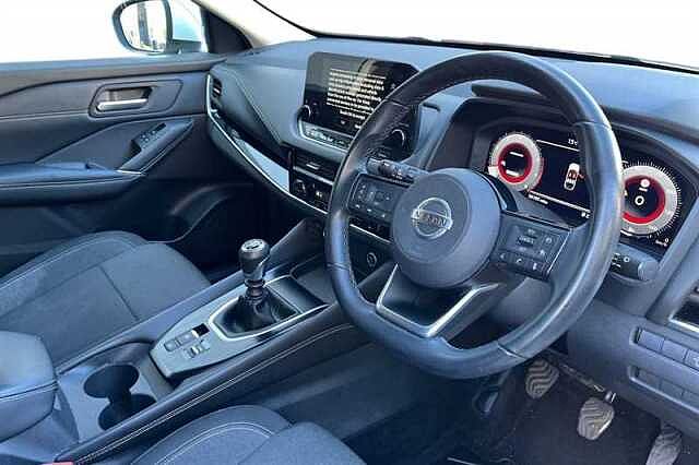 Nissan Qashqai 1.3 DIG-T MH N-CONNECTA 5DR