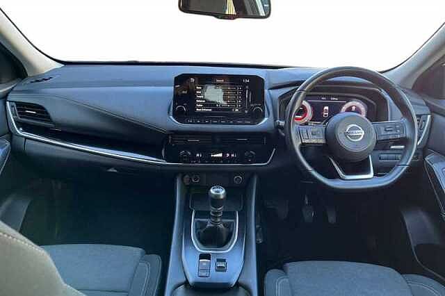 Nissan Qashqai 1.3 DIG-T MH N-CONNECTA 5DR