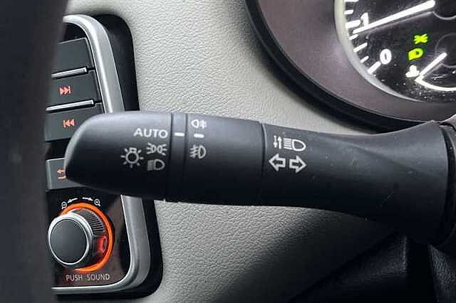 Nissan Micra 1.0 IG-T 92 ACENTA 5DR CVT