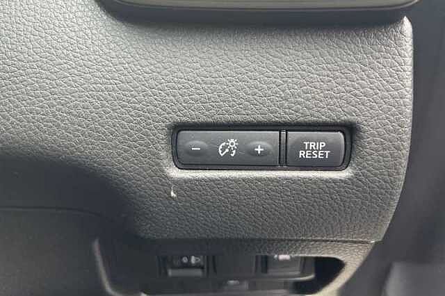 Nissan Qashqai 1.2 DIG-T N-CONNECTA 5DR