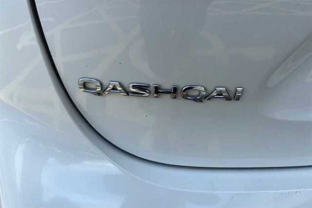 Nissan Qashqai 1.2 DIG-T N-CONNECTA 5DR