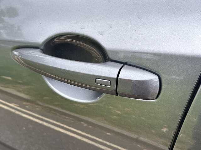 Nissan JUKE DiG-T 114 N-Connecta