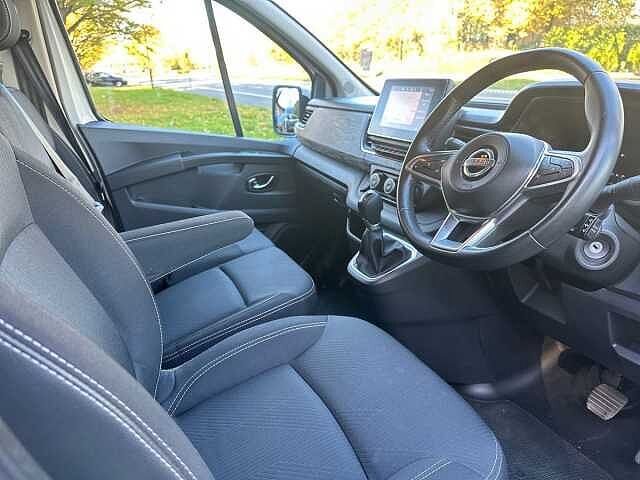 Nissan PRIMASTAR dCi 150ps H1 Van Tekna