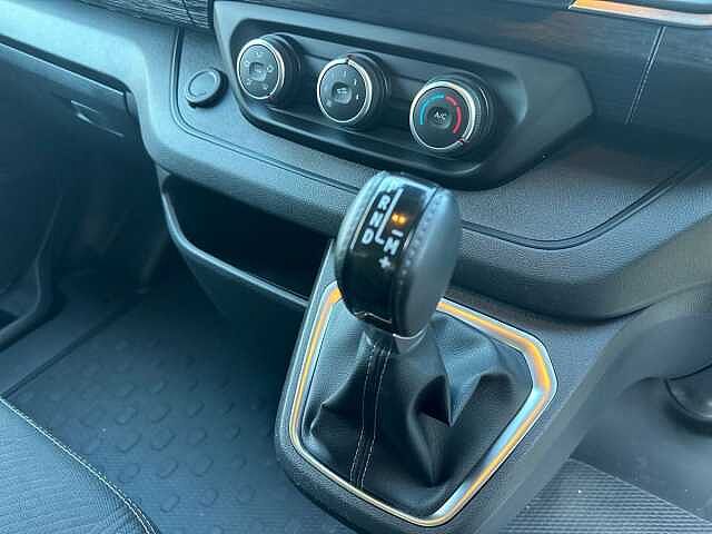 Nissan PRIMASTAR dCi 150ps H1 Van Tekna