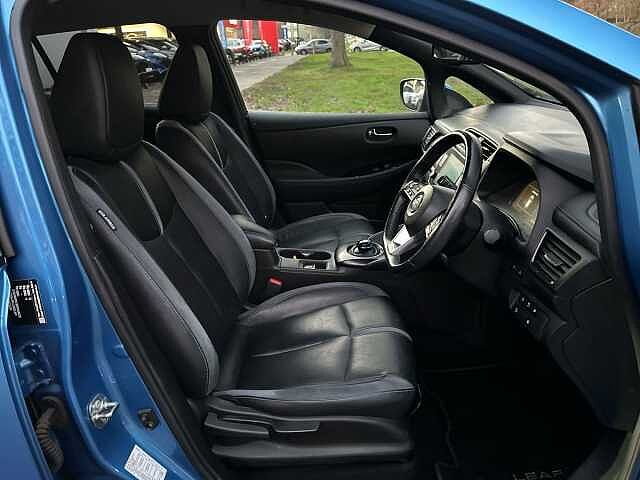 Nissan LEAF 40kWh Tekna