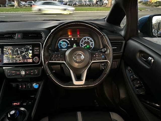Nissan LEAF 40kWh Tekna