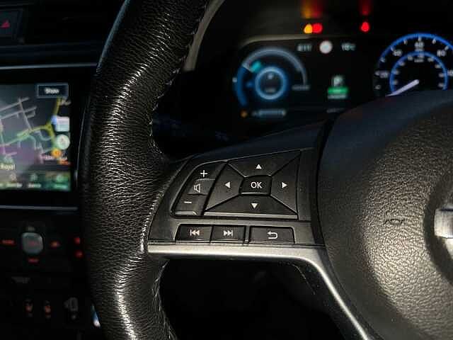 Nissan LEAF 40kWh Tekna