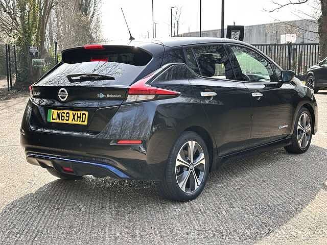 Nissan LEAF 40kWh Tekna