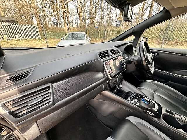 Nissan LEAF 40kWh Tekna