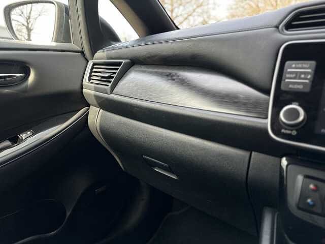 Nissan LEAF 40kWh Tekna