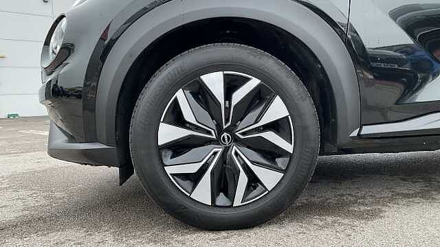 Nissan Juke 1.0 DiG-T Acenta Premium 5dr