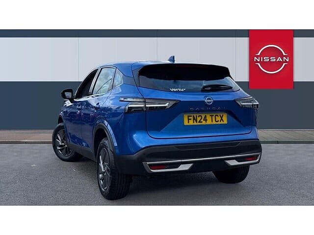 Nissan Qashqai 1.3 DiG-T MH Acenta Premium 5dr Petrol Hatchback