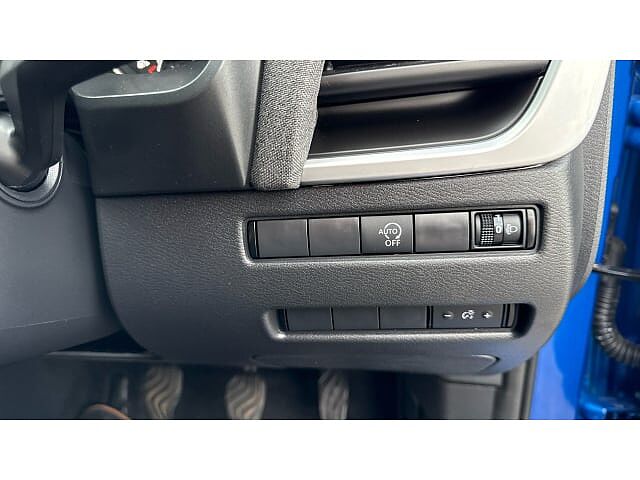 Nissan Qashqai 1.3 DiG-T MH Acenta Premium 5dr Petrol Hatchback