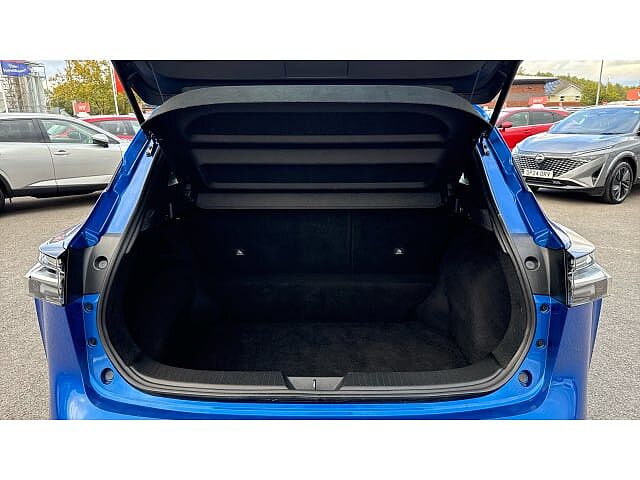 Nissan Qashqai 1.3 DiG-T MH Acenta Premium 5dr Petrol Hatchback