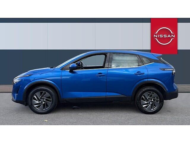 Nissan Qashqai 1.3 DiG-T MH Acenta Premium 5dr Petrol Hatchback