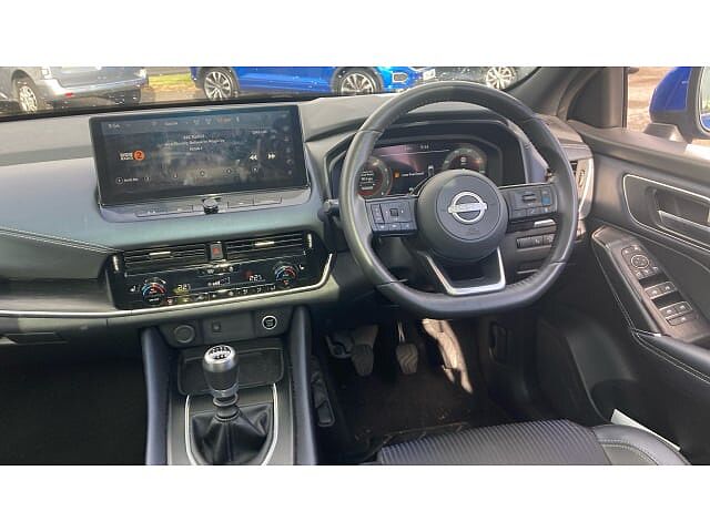 Nissan Qashqai 1.3 DiG-T MH Tekna 5dr Petrol Hatchback