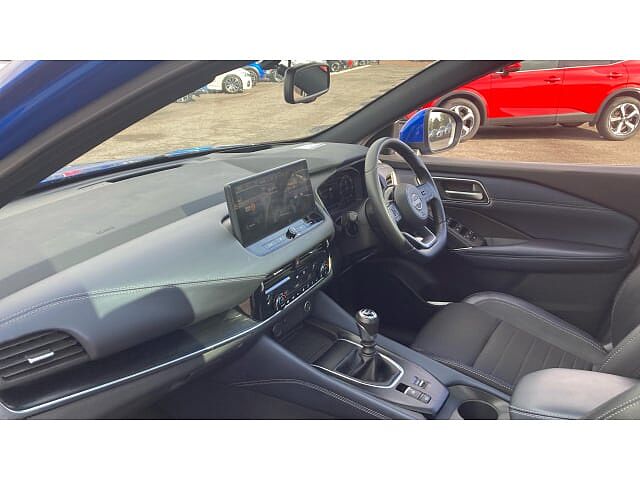 Nissan Qashqai 1.3 DiG-T MH Tekna 5dr Petrol Hatchback